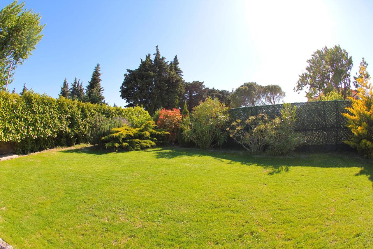Gite Des Laquets Serignan-du-Comtat Bagian luar foto